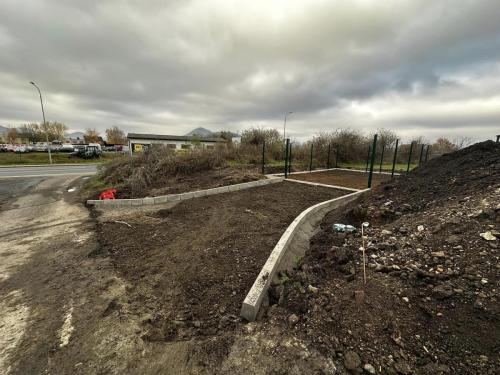 404631452_122120063552049766_8082998414147417439_n